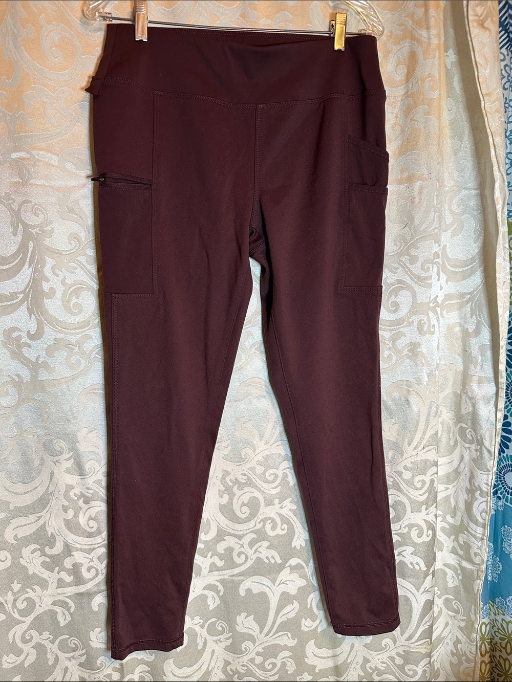 Carhartt Women's Burgundy High-Rise Utility Leggings
